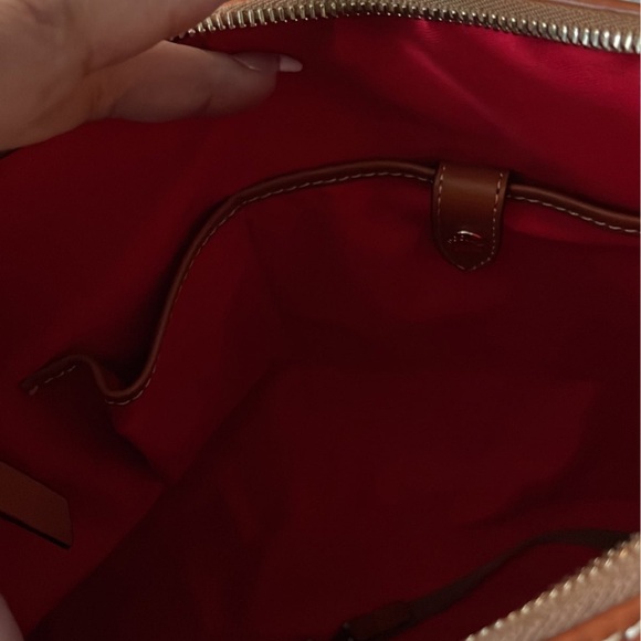 NWOT DONNEY AND BOURKE LEATHER PEBBLE PINK HOBO BAG - Picture 10 of 12